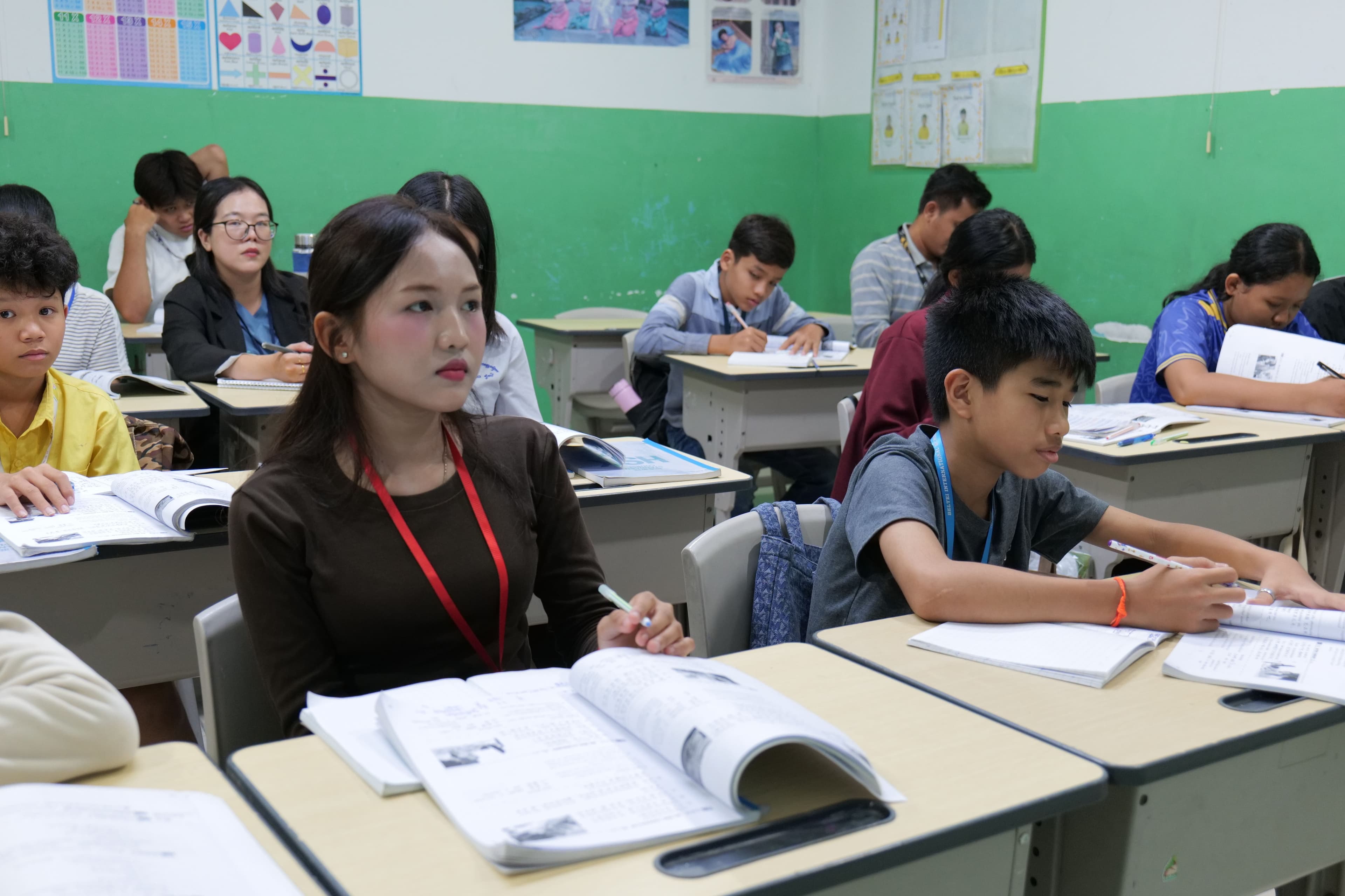 Joy School Night Class classroom and students — 7