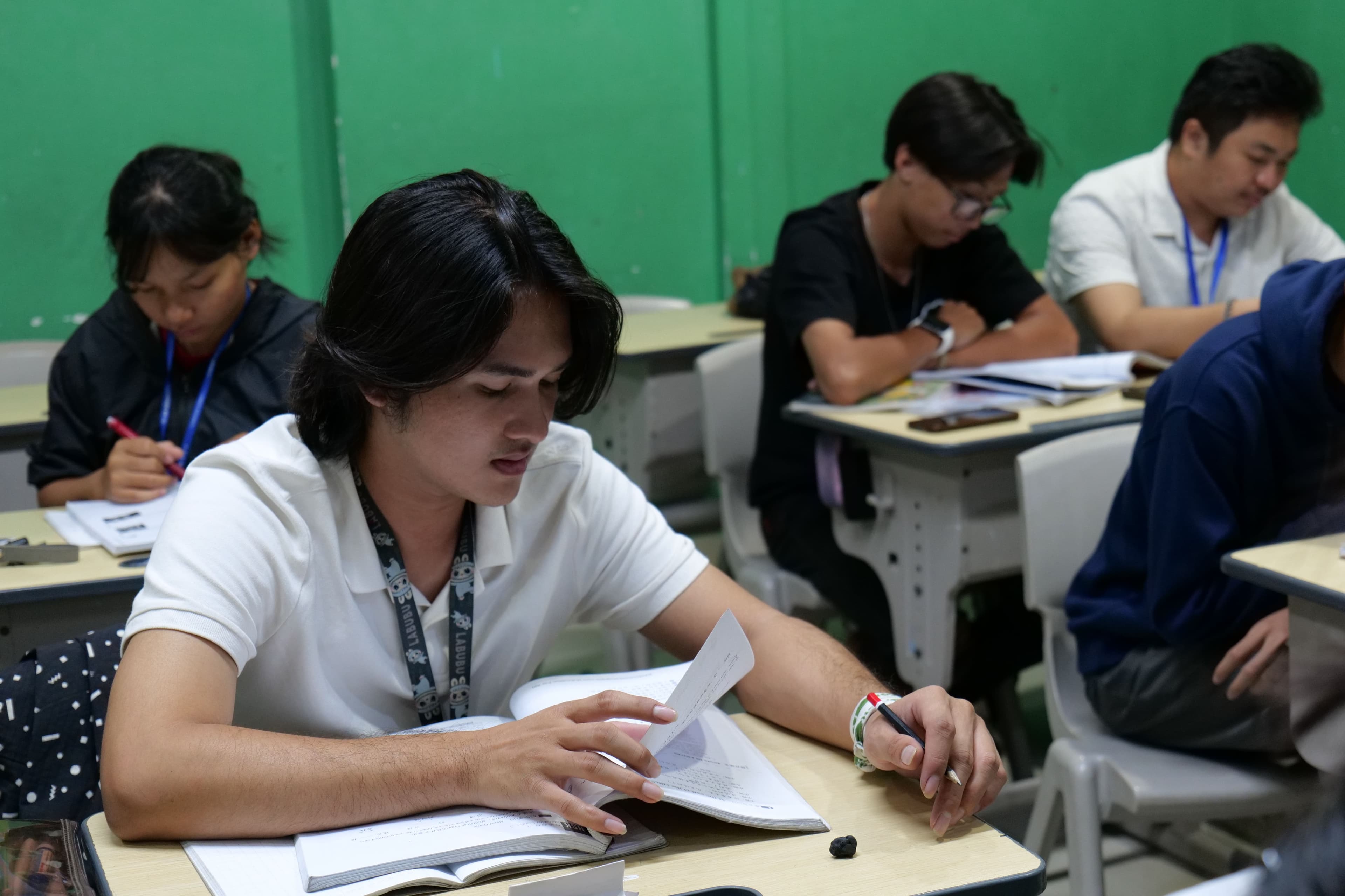 Joy School Night Class classroom and students — 8